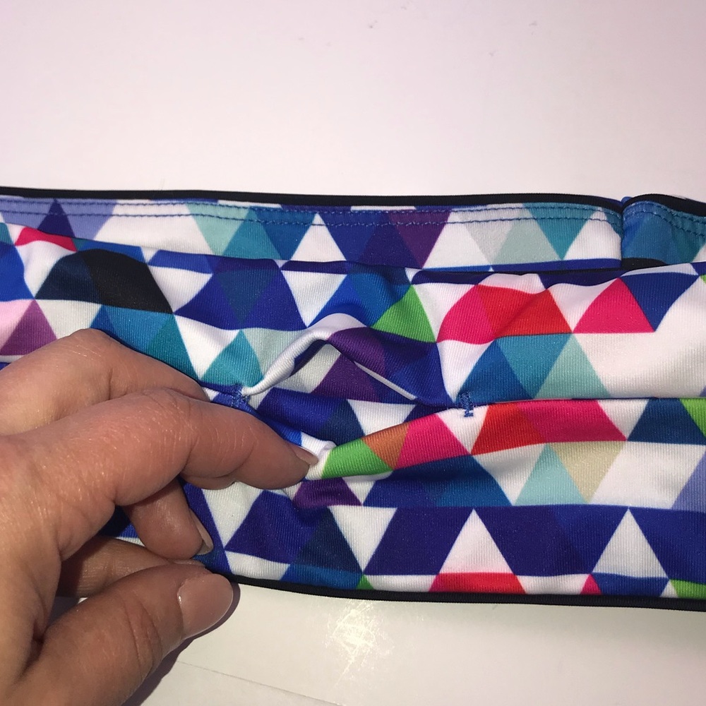 🔴 Abstract Running Belt w/ Pockets - Picture 2 of 6